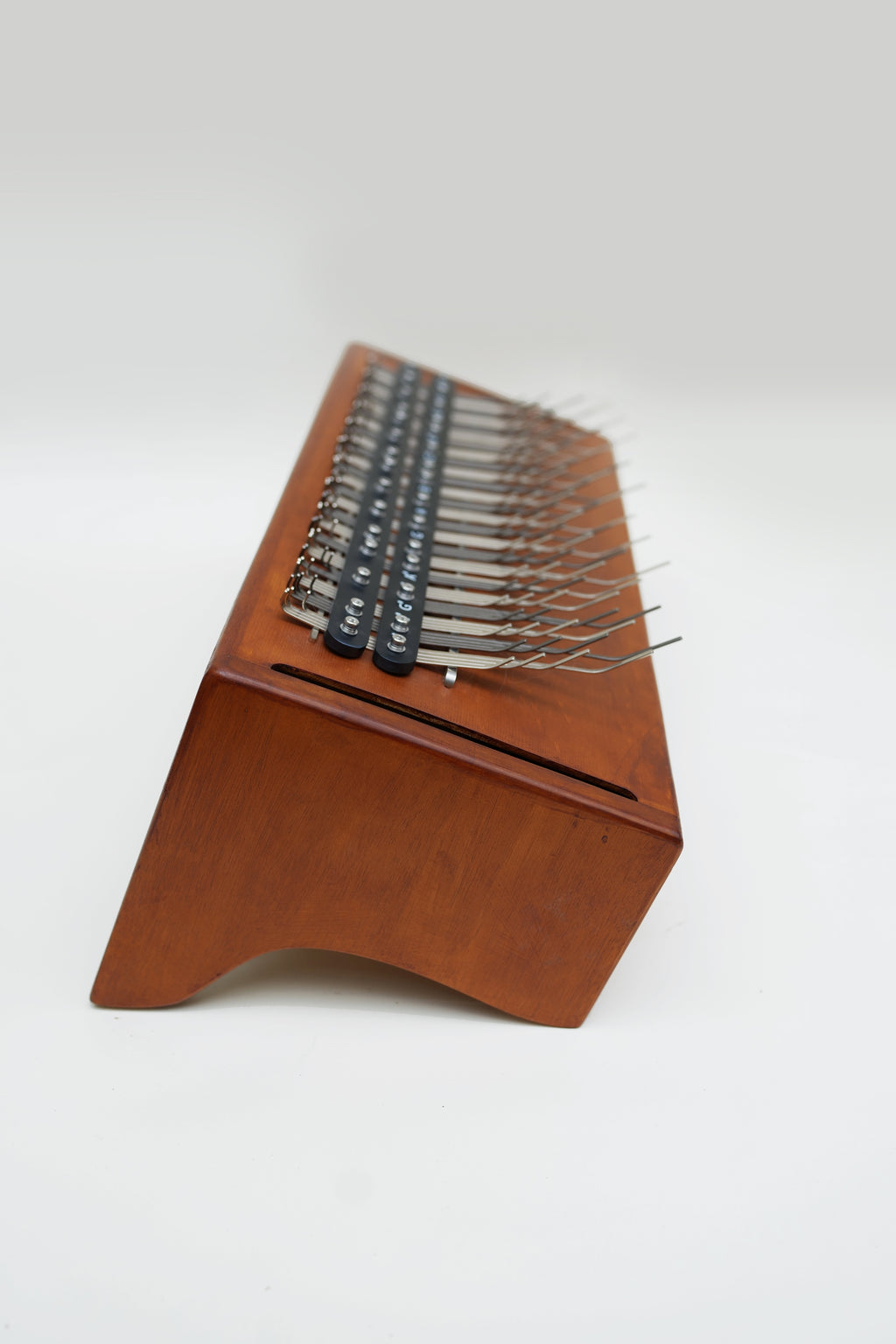 4 Octave 96 Keys Array Mbira - Classic Body